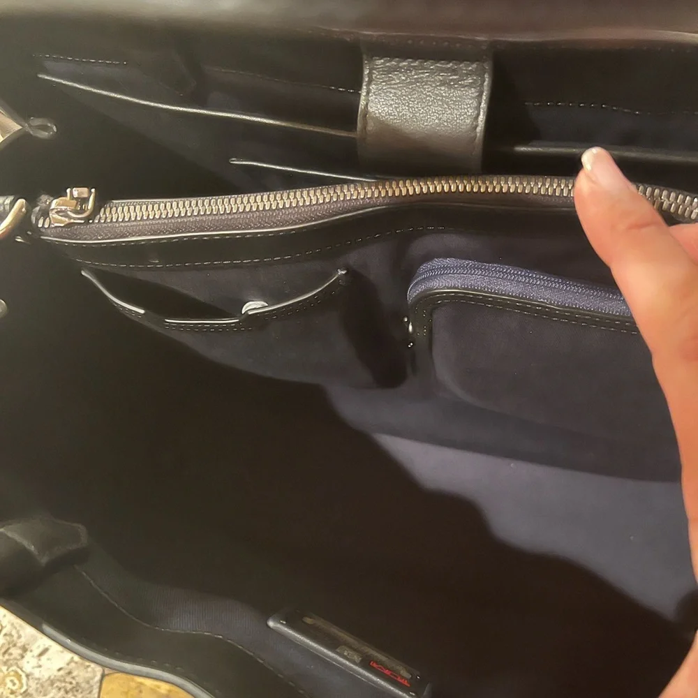 Tumi black leather Vivian tote - Picture 11 of 12